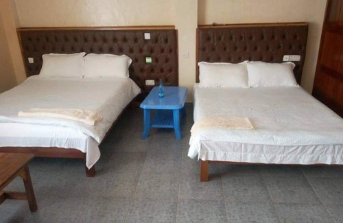 Murang'a Hotel | The Tighties