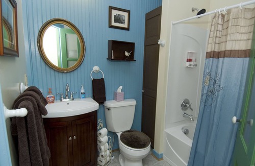Ashland Bed & Breakfast | The Tinder Guest House