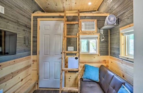 Paradox House | The Tiny at The Wizard's Paradox