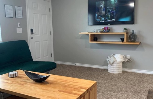 Canyon Apartment | The Town Square View