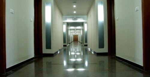 Thoraipakkam Hotel | The Townhall (Unit of Prohotel)