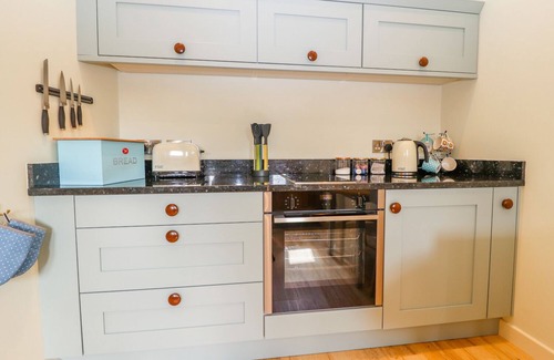 Maesbury Marsh Cottage | The Tractor Shed