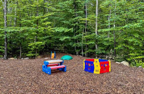 West Alton Ski Chalet | The Tree House