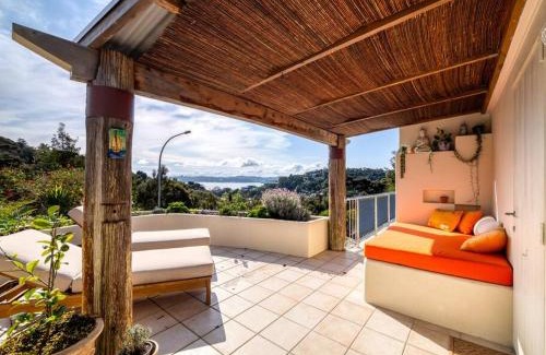 Paihia Villa | The Tree Tops Oasis