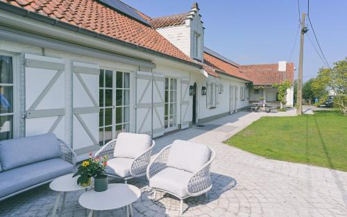 Gistel House | The Treehouse Gistel