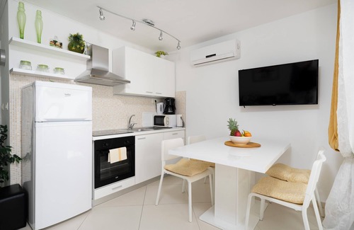 Tribunj Apartment | The Tribunj Suites