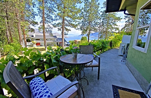 Central Okanagan Cottage | The Tuck Away Suite in historic Peachland