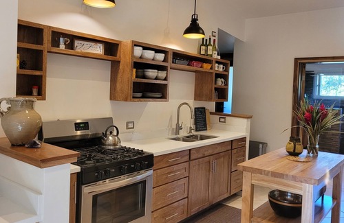 Middlesex Apartment | The Tuscan House Apartment