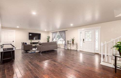 Bethany Homes House | The Ultimate Getaway-Centrally Located