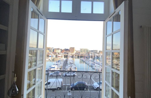 Dieppe Apartment | The Vicomté panorama