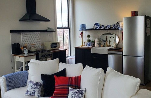 Mount Meigs House | The Victoria At The Waters By Villa Real Escapes