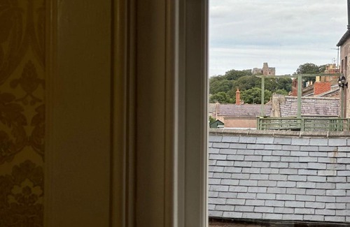 Norham Hotel | The Victoria Hotel,Bar,Bistro