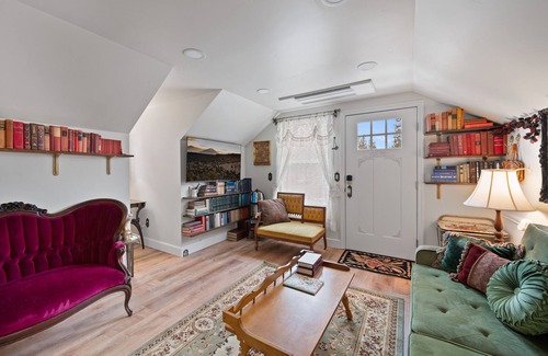 Orchard District Apartment | The Victorian Story at Midtown Manor
