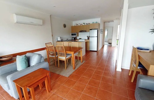 Paynesville House | 'The View' 🌞 @Captains Cove Waterfront