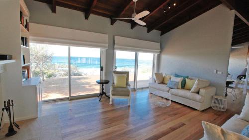 Bermagui House | The view Impressive beachfront home Bermagui