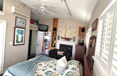 Salisbury Resort | The view of the beach from the penthouse deck resort with AC in charm Salisbury