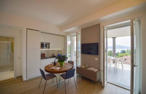 Baveno Apartment | The View-Star: design apt. with terrace