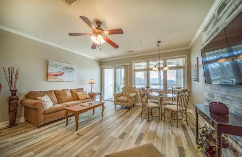 Huddleston Apartment | The View -Unit 317