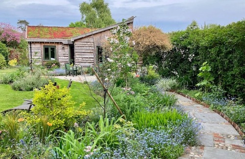 Walberswick Cabin | The Viking Hutte - Boutique Scandi getaway 5 minutes from the sea