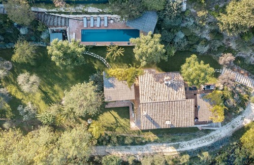Amelia Villa | The Villa on the Ancient Walls 5 *L