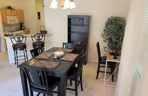 The Villages House | The Villages Lifestyle, Steps Away From Lake Sumter Square