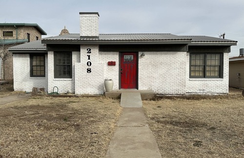 Midland House | "The Vintage House