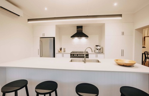 Peerabeelup House | The Vintners: Where luxury meets nature, five master suites & spacious living