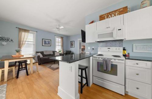 Cherry Valley House | The Violet - 42 Meadow View
