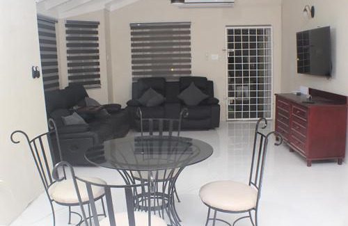 Falmouth House | The Vista Inn