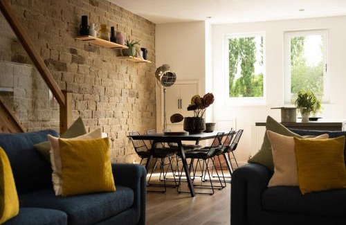 Triangle House | The Wagon Shed