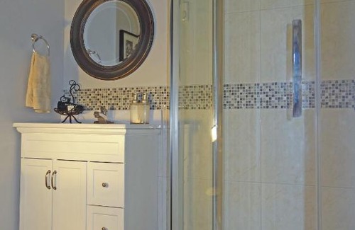 Creston Apartment | The Walnut Tree
