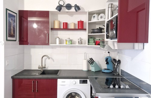 Bourges Apartment | The Walsh Bien Rare, Calme Dans une Cour Privé Sans Passage ni vi à vi
