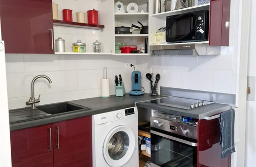 Bourges Apartment | The Walsh Bien Rare, Calme Dans une Cour Privé Sans Passage ni vi à vi
