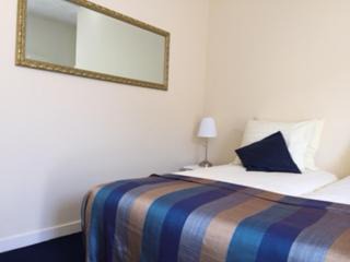 Ouderkerk Aan de Amstel Bed & Breakfast | The Waverly House