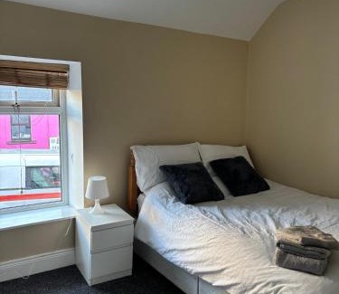 Ardara House | The Weavers Cottage Ardara
