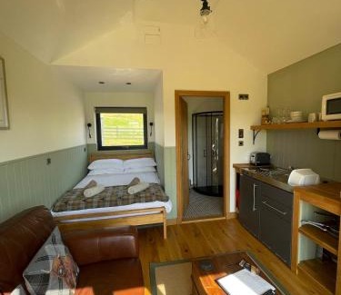 Invergarry Apartment | The Wee Knoll