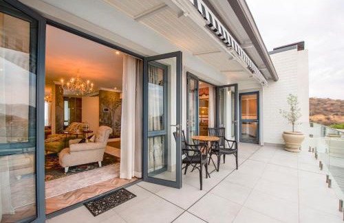 Klein Windhoek House | The Weinberg Urban Pods