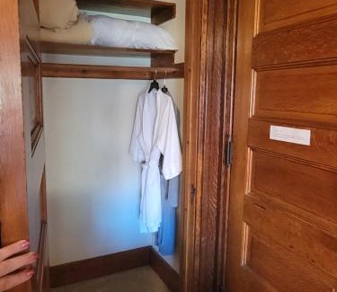 Waterloo Bed & Breakfast | The Weis Mansion Bed and Breakfast