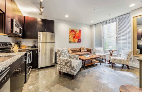 Roanoke Apartment | The West End Flats Su