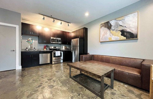 Roanoke Apartment | The West End Flats Su