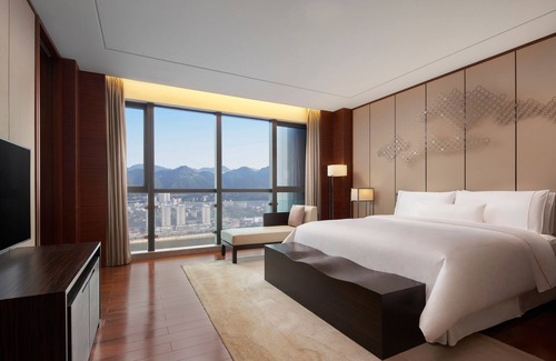 Jeifangbei Central Business District Hotel | The Westin Chongqing Liberation Square