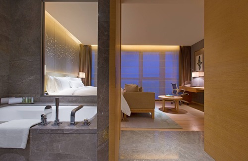 Jeifangbei Central Business District Hotel | The Westin Chongqing Liberation Square