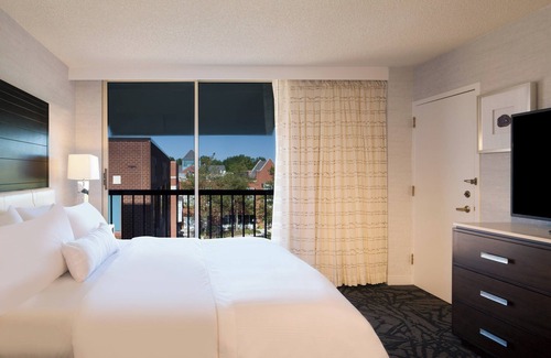 Princeton Hotel | The Westin Princeton at Forrestal Village
