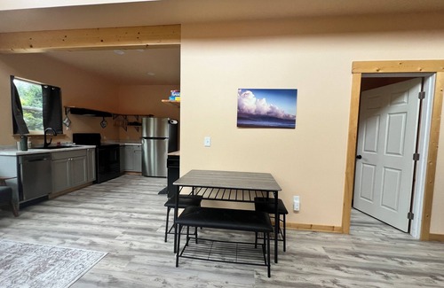 Westport Cabin | The Westport Pearl a quiet neighborhood, cozy, like bringing the outdoors in.