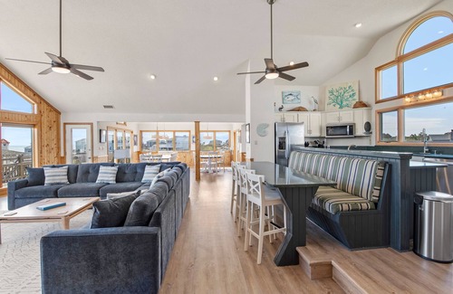 Ocean Hill House | The Wheelhouse: Pool and Hot Tub | 500ft. to Beach