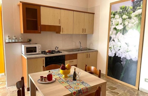 Sciacca House | The White Freesia