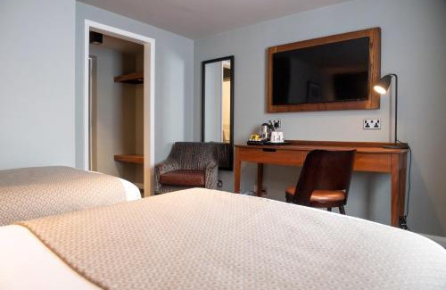 Hook Hotel | The White Hart by Innkeeper's Collection