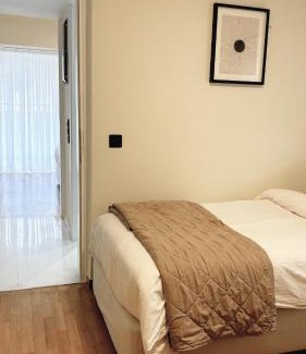 Palaio Faliro Apartment | The White Marble - Spacious, 4BR, 2BA by BnC