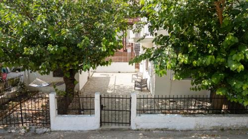 Agia Triada Apartment | The WhiteHouse