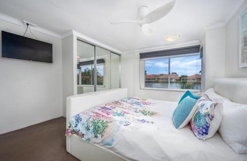 South Yunderup Villa | The Whitehouse - South Yunderup